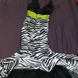 Betsey Johnson Women's green black Dresses