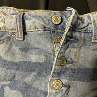 Time and Tru Women's blue multi Shorts