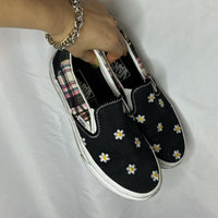 Vans Women's black multi Trainers