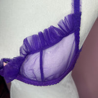 Frederick's of Hollywood Women's purple Bras
